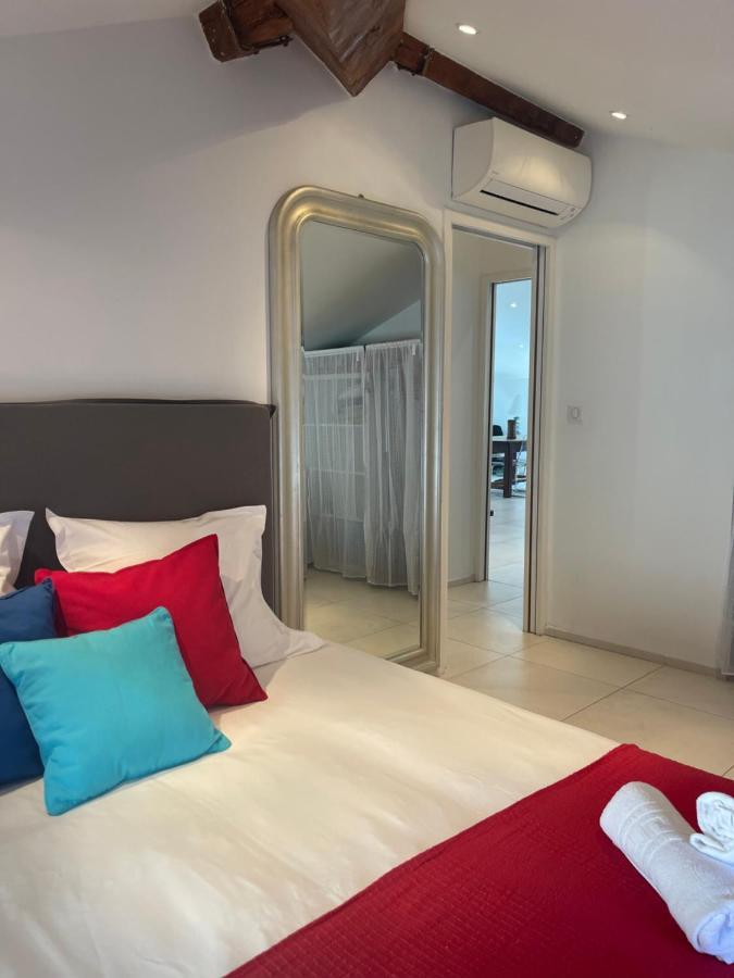 Grand Appartement Style Loft Bord De Mer Propriano  Esterno foto
