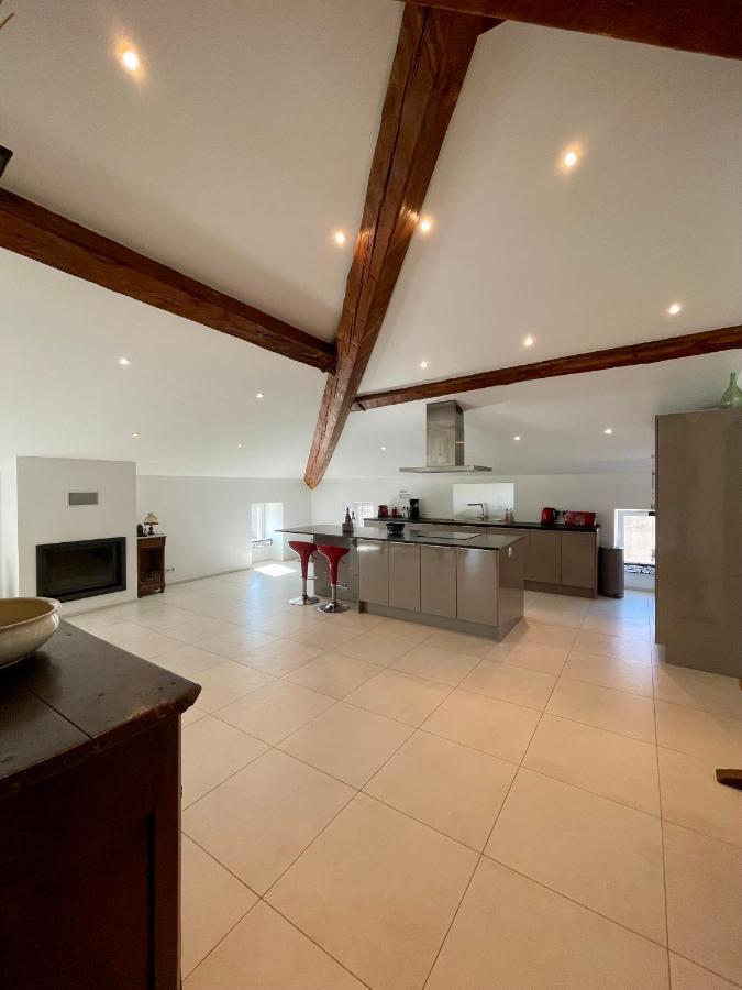 Grand Appartement Style Loft Bord De Mer Propriano  Esterno foto